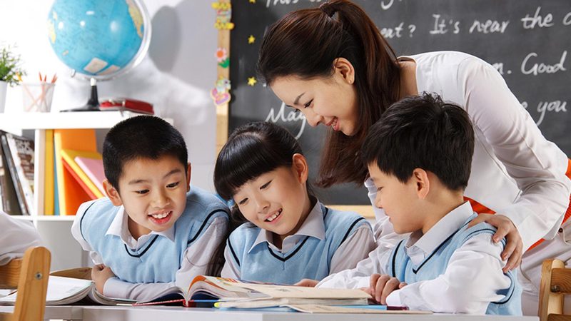成人大专毕业证书样本模板：揭秘证书背后的秘密